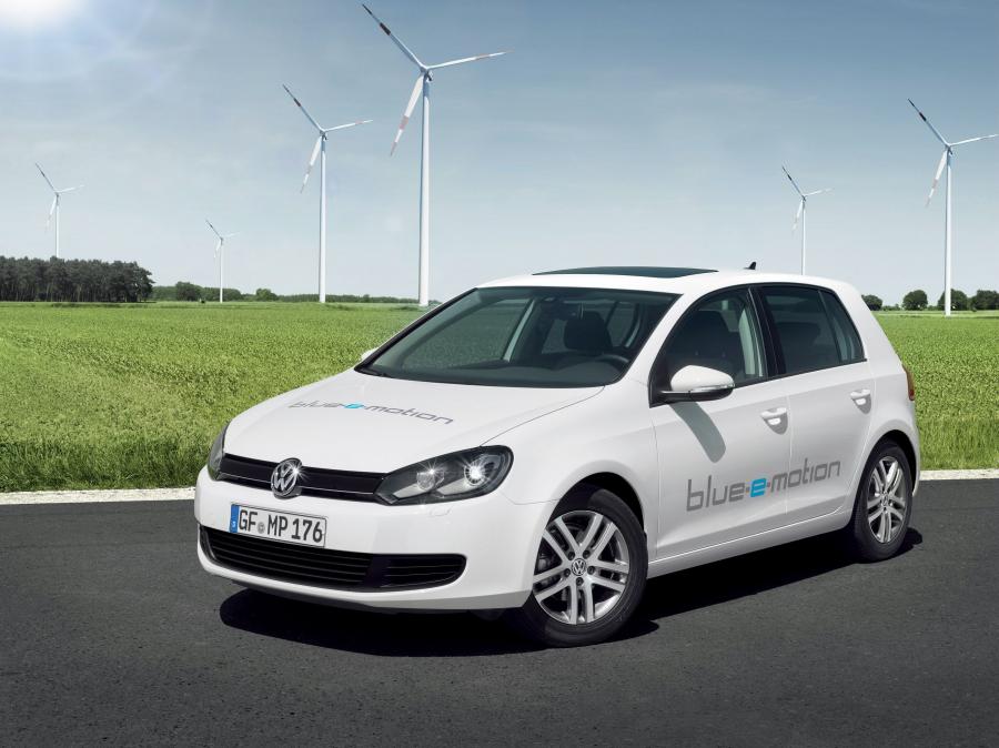  Volkswagen Golf Blue-E-Motion 2014 года  (фото 19 из 19)